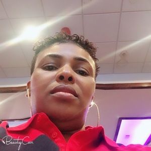 Meet your Posher, Etta